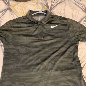 Nike Dri Fit Golf Shirt